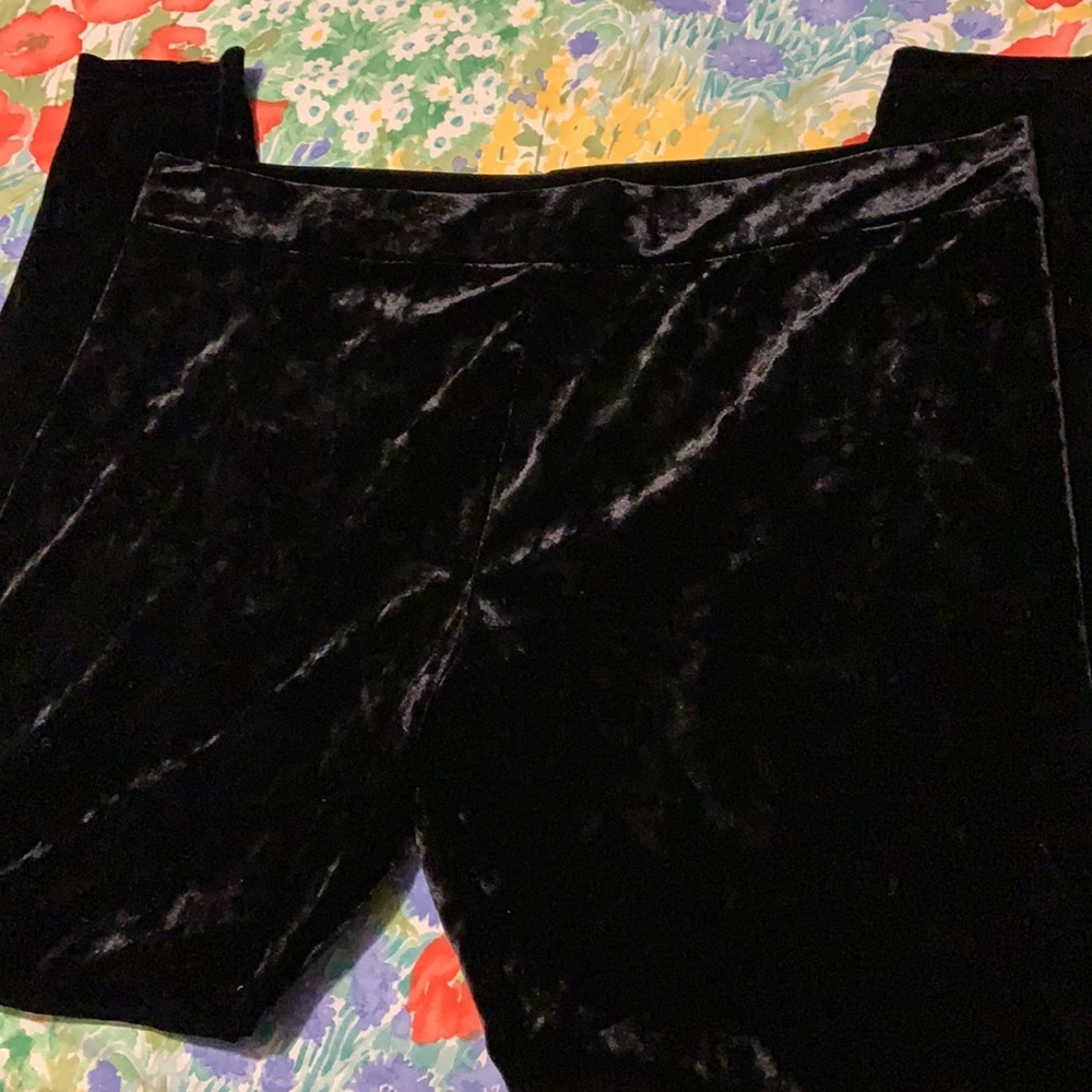 LAST CHANCE 🎁 Mossimo Crushed Black Velvet Leggings